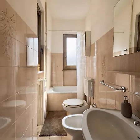 Amare Homes Apartmán *